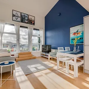 Apartments: Park Avenue Apartment