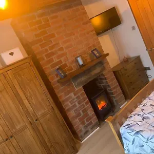 Quaint 1 Bedroom In Pudsey, Leeds Pudsey